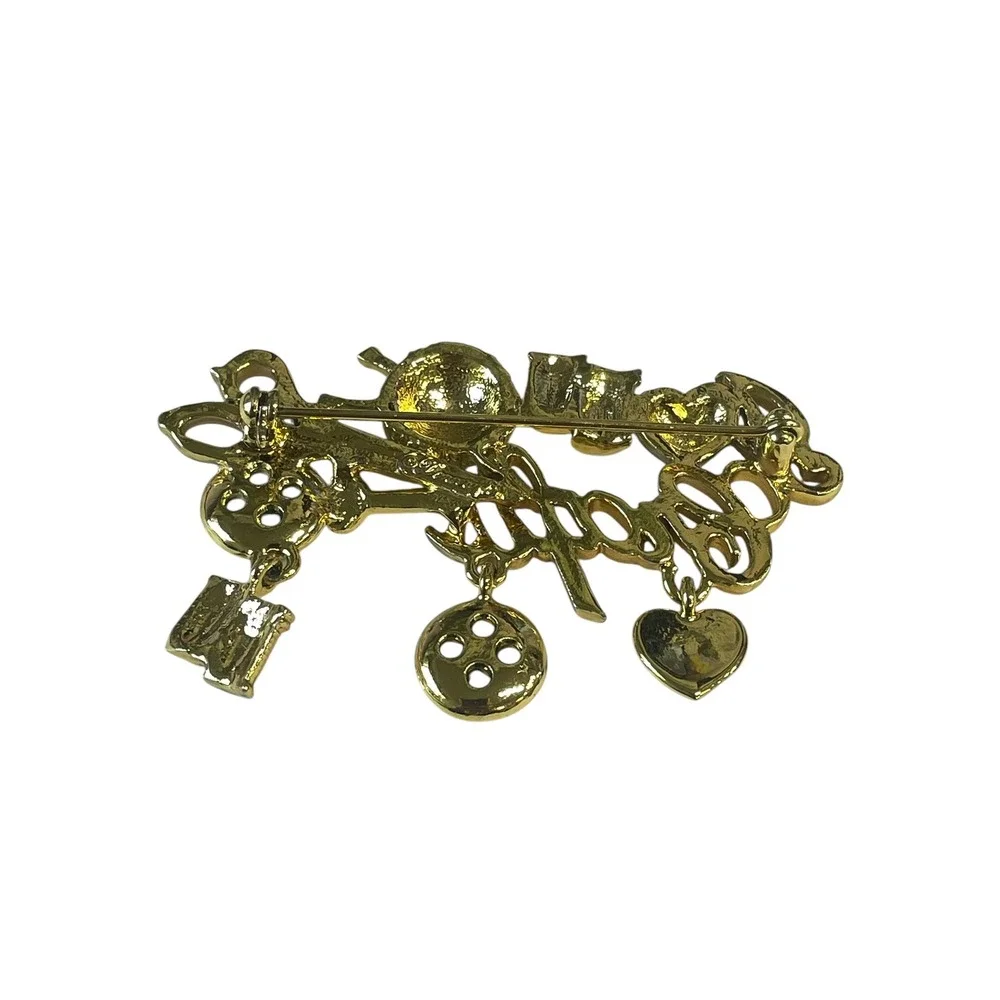 Brooch Pin Women Gold‎ Green I Heart Crafts Sewing Knitting Novelty